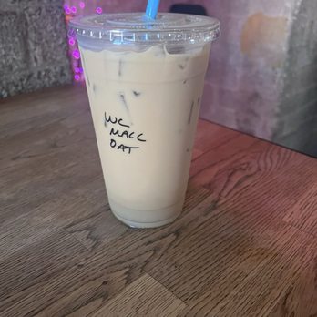 Copper Star Coffee - White chocolate macadamia nut latte with oatmilk - Coffee & Tea Near Me - Phoenix, Arizona Copper Star Coffee - White chocolate macadamia nut latte with oatmilk - Coffee & Tea Near Me - Phoenix, Arizona