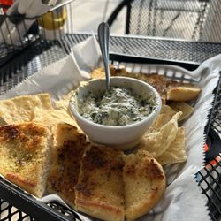 Tad's Bar & Grill