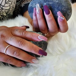 Q Nails Spa