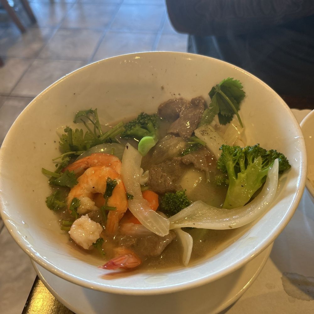 Bale Valley Restaurant - Sorry we attacked the #69 it was more presentable and comes w white rice. Veggies so crunchy and the broth thick and flavorful! - Vietnamese Near Me - Canoga Park, California
