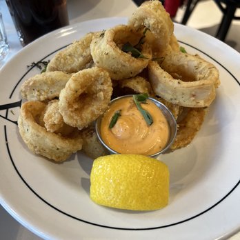 Alessa Trattoria - Calamari fritti - Italian Near Me - Magog, Quebec Alessa Trattoria - Calamari fritti - Italian Near Me - Magog, Quebec