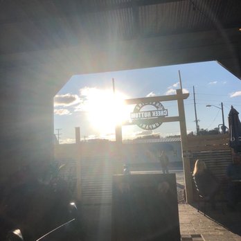 Creek Bottom Brewing - Gonna be a great sunset on the patio. - Pizza Near Me - Galax, Virginia Creek Bottom Brewing - Gonna be a great sunset on the patio. - Pizza Near Me - Galax, Virginia