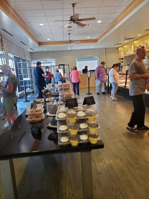 Orland Park Bakery by null