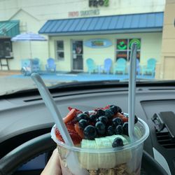 Anything Froz Acai Bowls-Smoothies-Fresh Juice & Espresso Coffee
