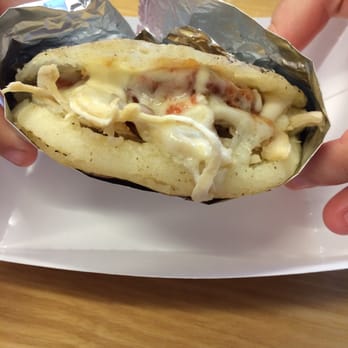 Zona Vip - Chicken Bacon Tomato Arepa - Colombian Near Me - Springdale, Ohio Zona Vip - Chicken Bacon Tomato Arepa - Colombian Near Me - Springdale, Ohio