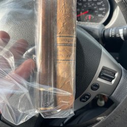 Cigarettes & Cigars - Leaf by Oliver and Gran Habano cigars