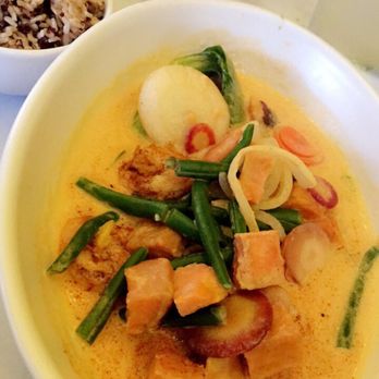 True Food Kitchen - Their curry is outstanding! And I love curry. Comes with a side of brown rice, quinoa, and farro mixture to mix in. - Vegetarian Near Me - Naples, Florida True Food Kitchen - Their curry is outstanding! And I love curry. Comes with a side of brown rice, quinoa, and farro mixture to mix in. - Vegetarian Near Me - Naples, Florida