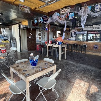 DB's Rustic Iron BBQ - Barbeque Near Me - Terlingua, Texas