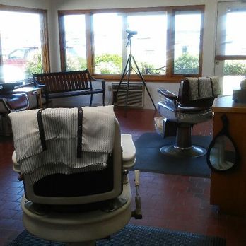 Ken's Barbershop - Barbers Near Me - Jamestown, Rhode Island Ken's Barbershop - Barbers Near Me - Jamestown, Rhode Island