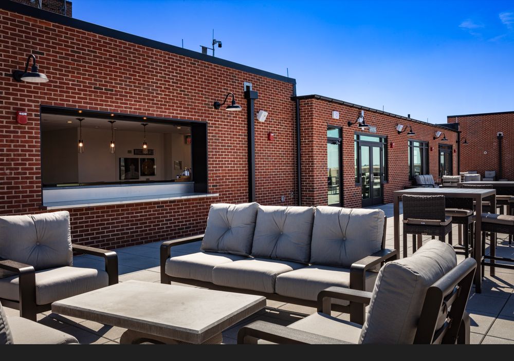 GRAHAM ROOFTOP LOUNGE Updated October 2024 48 E Market St, York