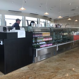 How cute?  They have an on-site cafe and offer free sandwich with service!