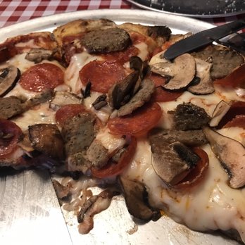 Brick and Brews - Pizza Near Me - Magnolia, Texas