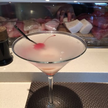 Umai - Lychee martini - Japanese Near Me - Chicago, Illinois