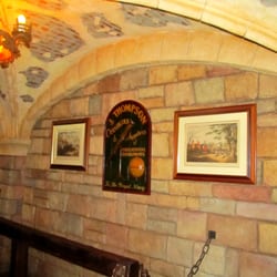 Toad Hall Restaurant - Adorable decor