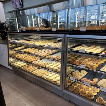Oakmont Bakery - Bakeries Near Me - Oakmont, Pennsylvania Oakmont Bakery - Bakeries Near Me - Oakmont, Pennsylvania