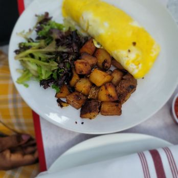 Patrick Steakhouse - Ham omlette with potatoes - Steakhouses Near Me - Brooklyn, New York