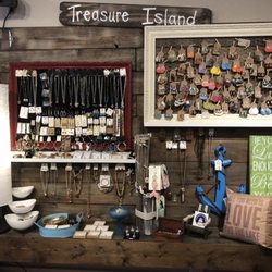 Northern Exposure Gallery & Candle - Earrings, Necklaces & Bracelets