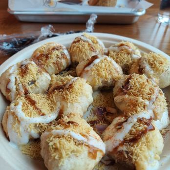 Eggholic - Dahi puri and samosa - Indian Near Me - Nashville, Tennessee