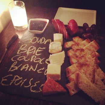 DiWine - Wine Bars Near Me - Astoria, New York