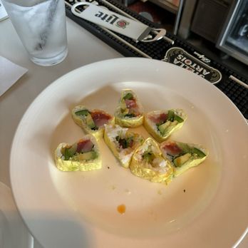 Chef Soon Contemporary Sushi - Sushi Bars Near Me - Woodridge, Illinois