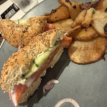 Prime Tavern - Salmon everything bagel - New American Near Me - East Elmhurst, New York Prime Tavern - Salmon everything bagel - New American Near Me - East Elmhurst, New York