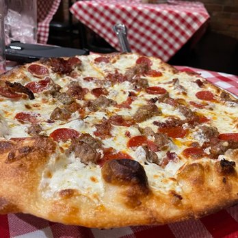 Grimaldi's Pizzeria - Pizza Near Me - Allen, Texas
