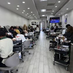 Top Nails & Spa