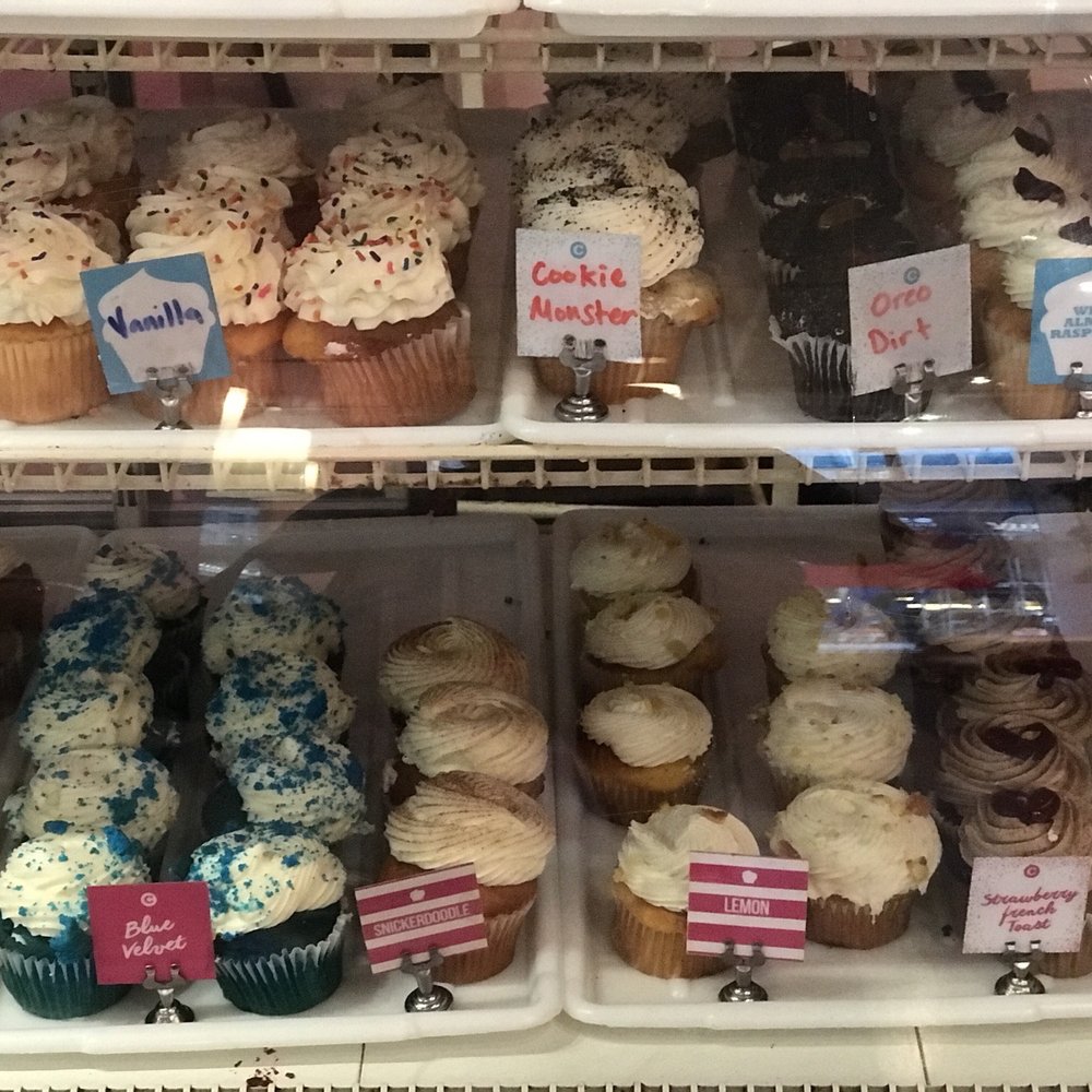 Colossal Cupcakes - Bakeries Near Me - Cleveland, Ohio