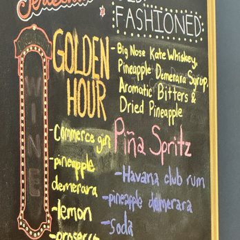 Vero Chicago Pizza - Drink menu board - Pizza Near Me - Mesa, Arizona