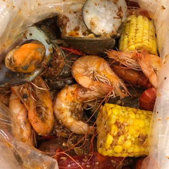Cap't Loui - Cajun/Creole Near Me - Fort Lee, New Jersey