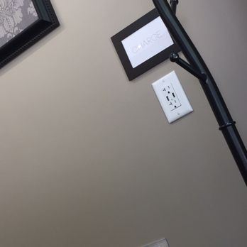 Downtown Dental Care - Charging stations - Cosmetic Dentists Near Me - Des Moines, Iowa