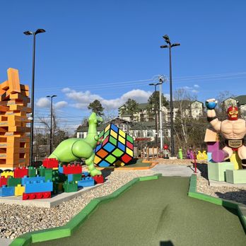 Toy Box Mini Golf - Toys all over this course - Mini Golf Near Me - Pigeon Forge, Tennessee Toy Box Mini Golf - Toys all over this course - Mini Golf Near Me - Pigeon Forge, Tennessee