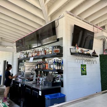 Vinyl Music Hall - Bar - Music Venues Near Me - Pensacola, Florida Vinyl Music Hall - Bar - Music Venues Near Me - Pensacola, Florida