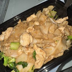 Pad see ew