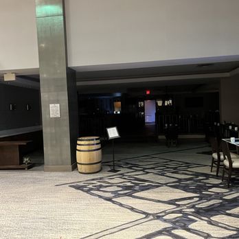 Marriott Cincinnati Airport - Restaurant - Hotels Near Me - Hebron, Kentucky Marriott Cincinnati Airport - Restaurant - Hotels Near Me - Hebron, Kentucky