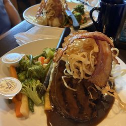 Clayton Park Bar & Grill - Liver, bacon and onions!