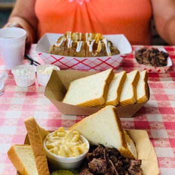 Bar-B-Q Republic - Kids Meal - Brisket / Mac & Cheese Complimentary Bread - Barbeque Near Me - San Antonio, Texas Bar-B-Q Republic - Kids Meal - Brisket / Mac & Cheese Complimentary Bread - Barbeque Near Me - San Antonio, Texas