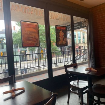 Boston Burger - Interior - Burgers Near Me - Cambridge, Massachusetts Boston Burger - Interior - Burgers Near Me - Cambridge, Massachusetts