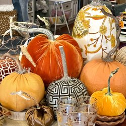 Barefoot Stitches & Gifts