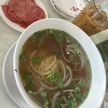 An Di Dzo - Vietnamese Near Me - Honolulu, Hawaii