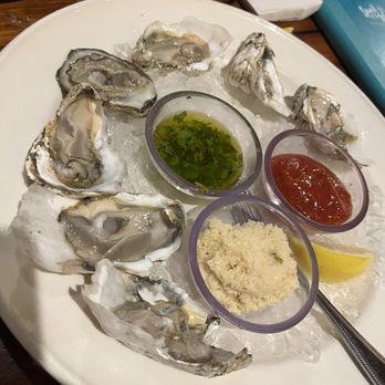 Bahama Breeze - Raw oysters - Seafood Near Me - Tampa, Florida