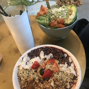 OSLO RAW Bakery - Acai bowl and Raw salad - Juice Bars & Smoothies Near Me - Oslo, 03 OSLO RAW Bakery - Acai bowl and Raw salad - Juice Bars & Smoothies Near Me - Oslo, 03