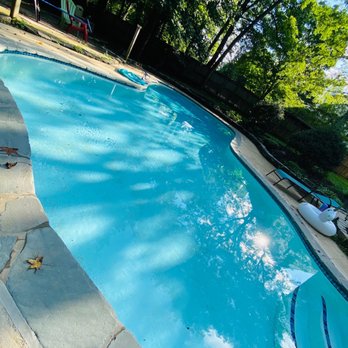 Dolphin Pool Services - Pool Cleaners Near Me - Springfield, Virginia