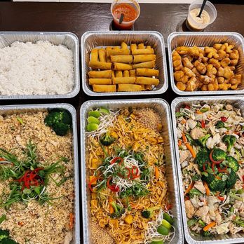 Asian Thai Kitchen 2 - Full catering order - Chicken fried rice, tofu pad thai, chicken & mixed veggies (comes w/ steamed rice), veggie egg rolls, & thai donuts - Thai Near Me - Miami, Florida