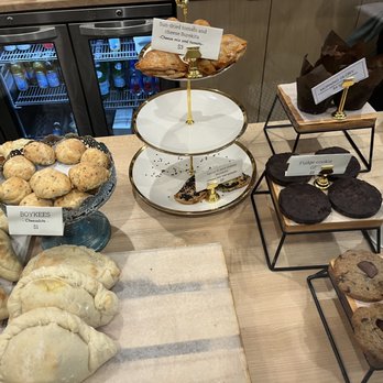 Badolina Bakery & Cafe - Cookies and pastries - Cafes Near Me - Houston, Texas Badolina Bakery & Cafe - Cookies and pastries - Cafes Near Me - Houston, Texas