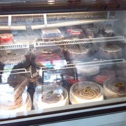 Delice Sucre's - Hay un gran variedad de pasteles y chocolates italianos
