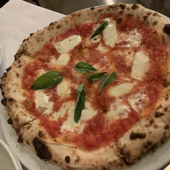 Il Dolce Pizzeria & Restaurant - Margherita - Italian Near Me - Costa Mesa, California Il Dolce Pizzeria & Restaurant - Margherita - Italian Near Me - Costa Mesa, California
