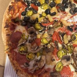 Blackjack Pizza - Byop (pepperoni, jalapeños, pineapple, half mushroom, half black olives)