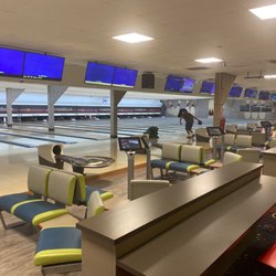 Mountaineer Bowling Lanes