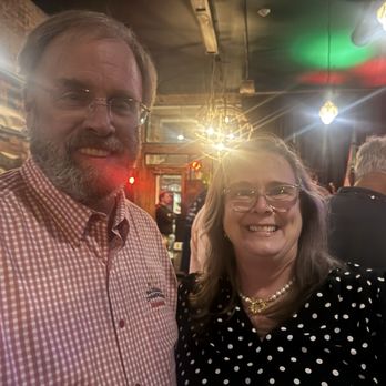 Cherry Street Tavern - Drinks at the bar. - British Near Me - Chattanooga, Tennessee